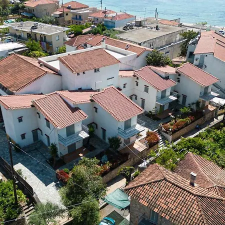 Kosta & Hotel 2*