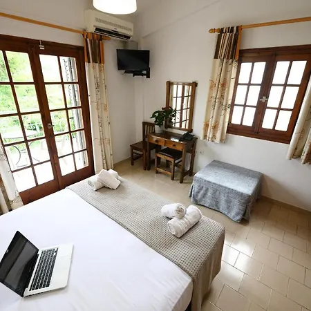 Hotel Kosta & 2*