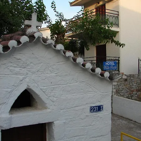 Kosta & 2* Stoúpa